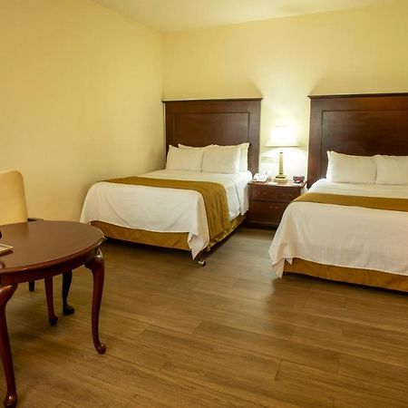 Hotel Plaza Calzada Monterrey Dış mekan fotoğraf